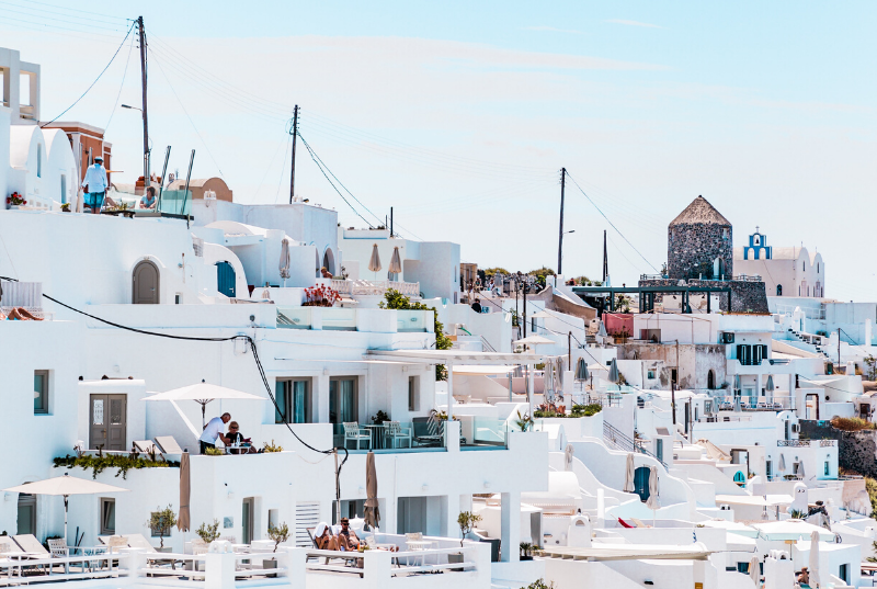 santorini homes in greece